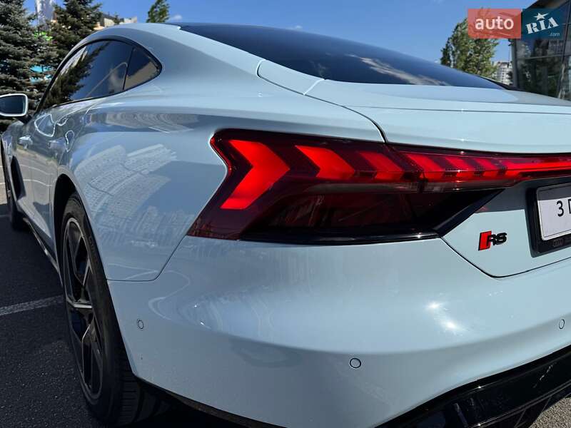 Купе Audi RS e-tron GT 2023 в Києві