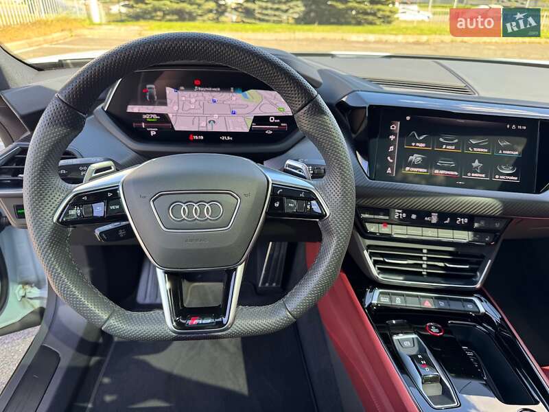 Купе Audi RS e-tron GT 2023 в Києві