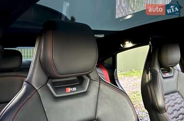 Купе Audi RS e-tron GT 2021 в 