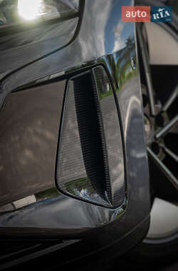Купе Audi RS e-tron GT 2021 в 