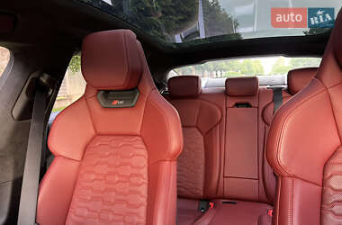 Купе Audi RS e-tron GT 2022 в 