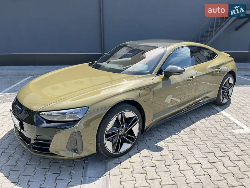 Audi RS e-tron GT 2021