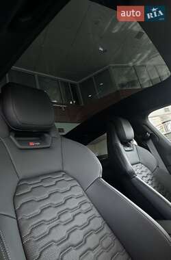 Купе Audi RS e-tron GT 2023 в 