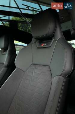 Купе Audi RS e-tron GT 2023 в 