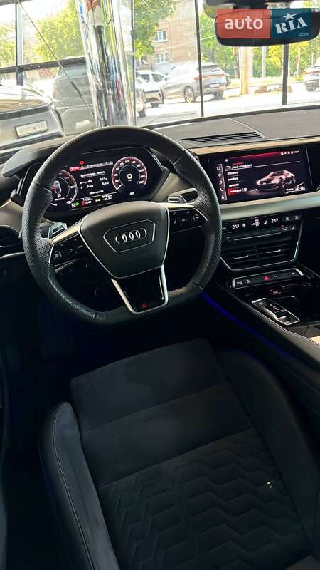Купе Audi RS e-tron GT 2023 в Днепре