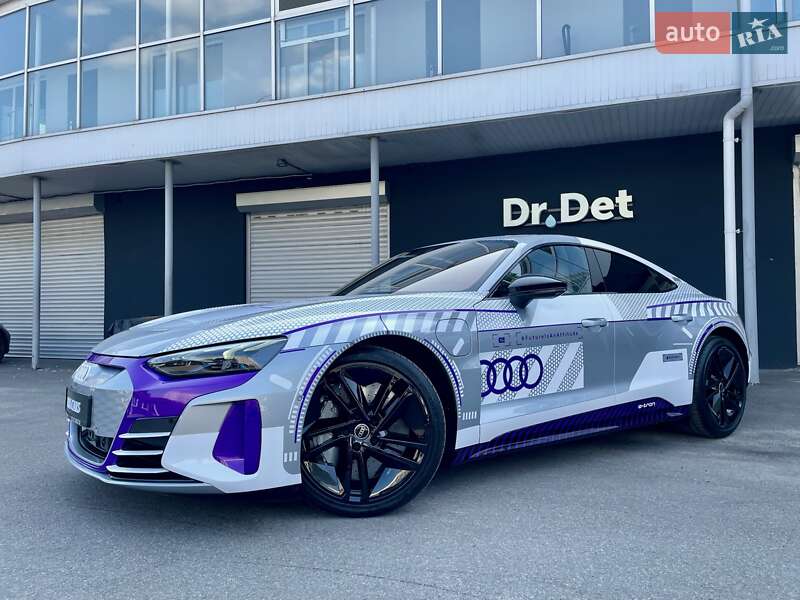 Купе Audi RS e-tron GT 2024 в Києві