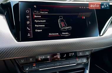 Купе Audi RS e-tron GT 2024 в 
