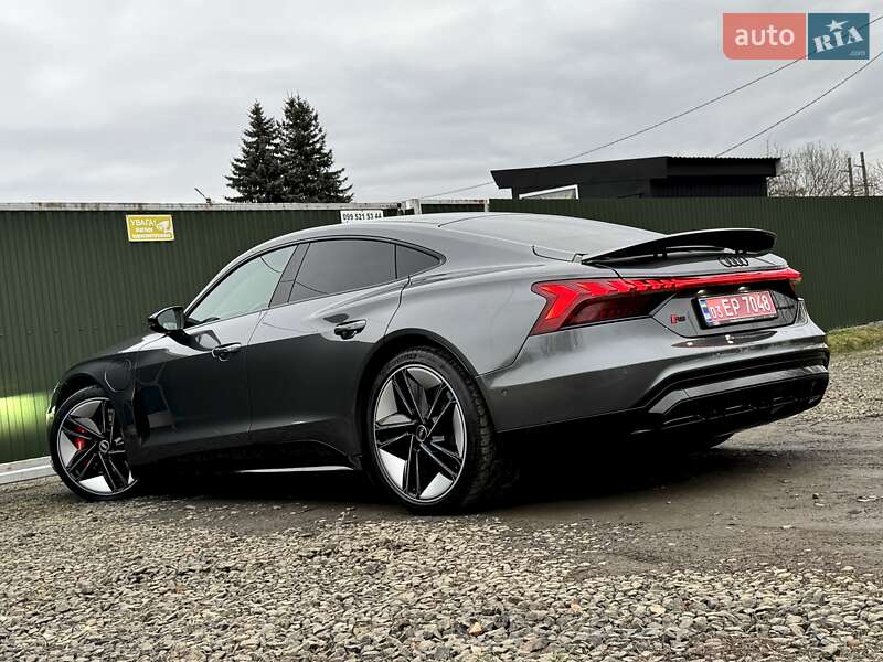 Купе Audi RS e-tron GT 2021 в Києві
