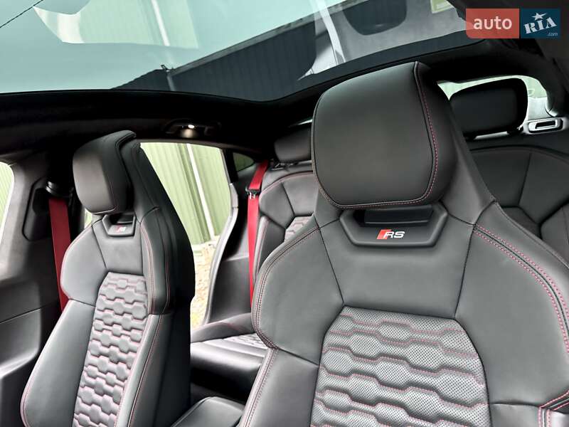 Купе Audi RS e-tron GT 2021 в Києві