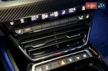 Купе Audi RS e-tron GT 2021 в 