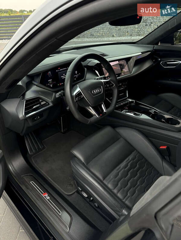 Купе Audi RS e-tron GT 2022 в Києві