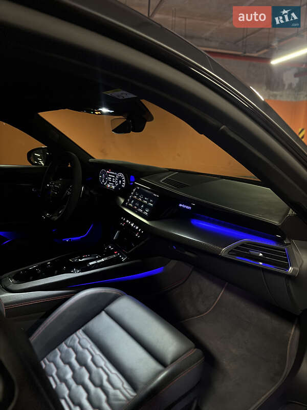 Купе Audi RS e-tron GT 2021 в Луцьку