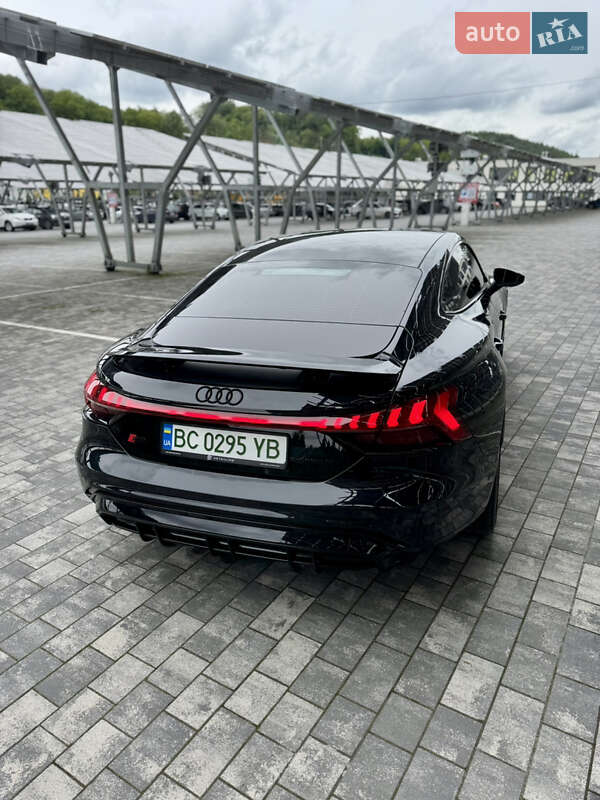 Купе Audi RS e-tron GT 2021 в Львові