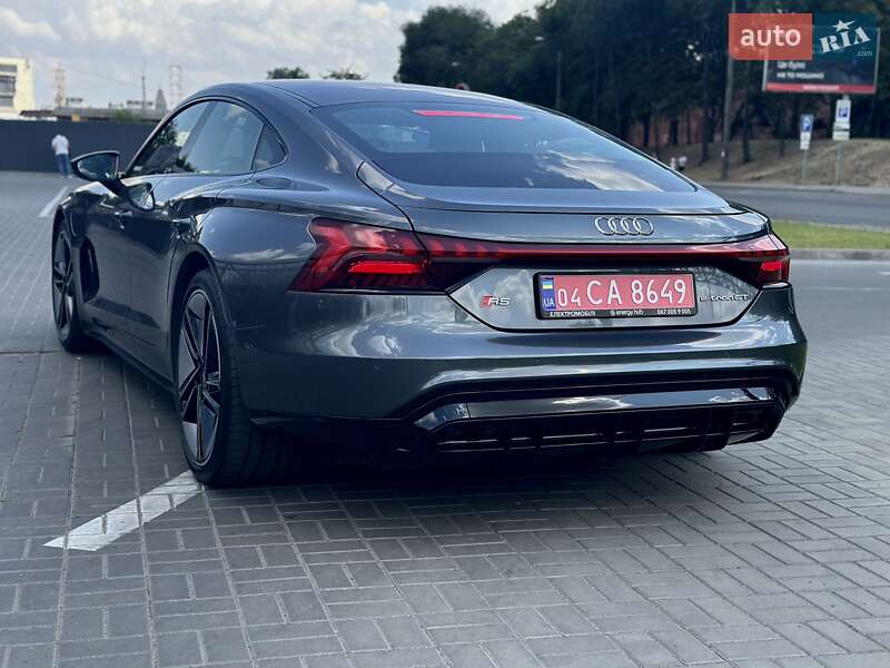 Купе Audi RS e-tron GT 2023 в Дніпрі