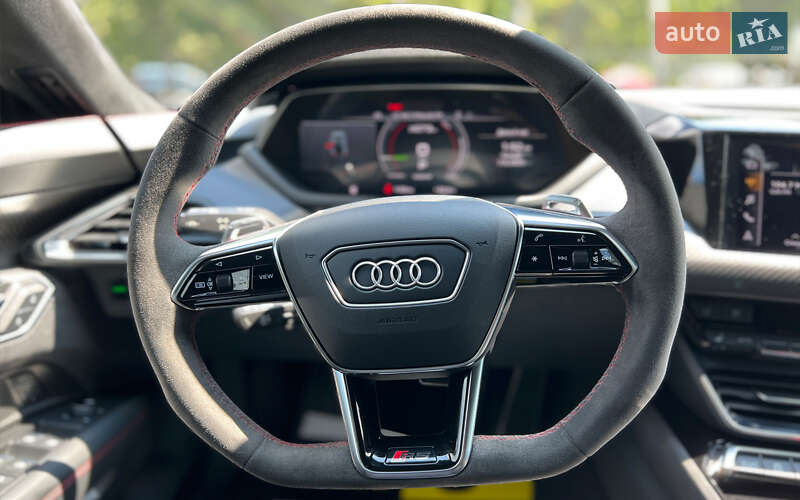 Купе Audi RS e-tron GT 2021 в Львові
