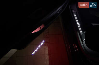 Купе Audi RS e-tron GT 2021 в 