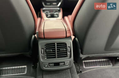 Купе Audi RS e-tron GT 2022 в 