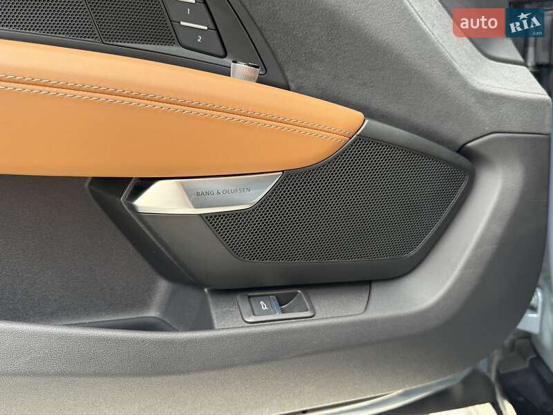 Купе Audi RS e-tron GT 2021 в Буковеле