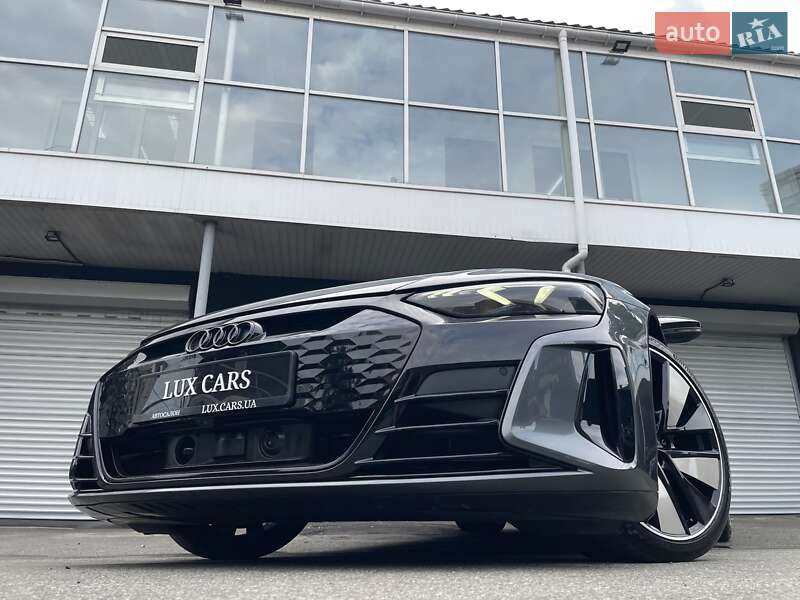 Купе Audi RS e-tron GT 2022 в Києві