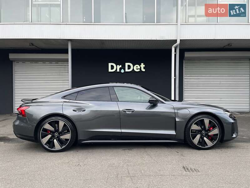 Купе Audi RS e-tron GT 2022 в Києві