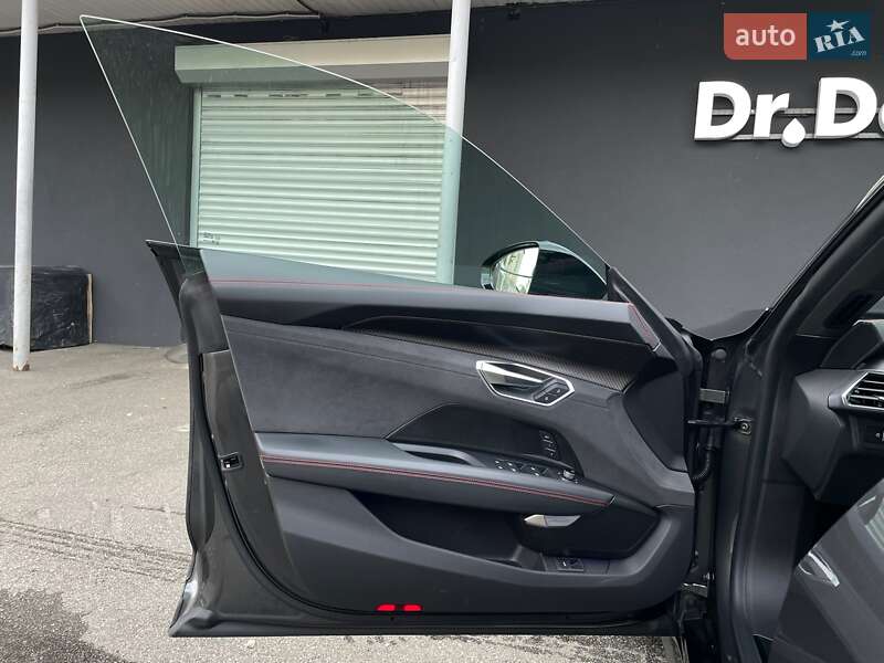 Купе Audi RS e-tron GT 2022 в Києві