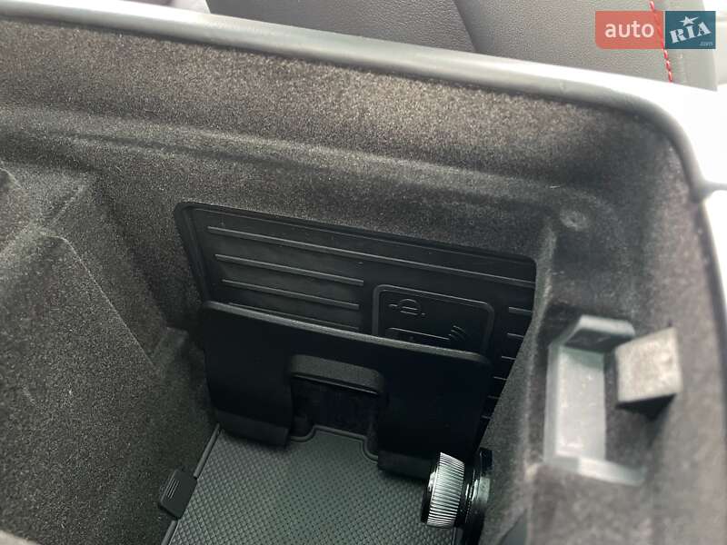 Купе Audi RS e-tron GT 2022 в Києві