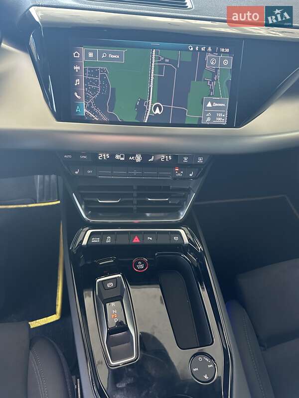 Купе Audi RS e-tron GT 2023 в Дніпрі