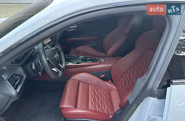 Купе Audi RS e-tron GT 2022 в 