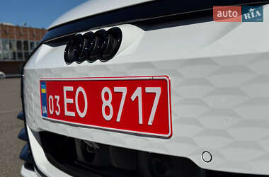 Купе Audi RS e-tron GT 2024 в 