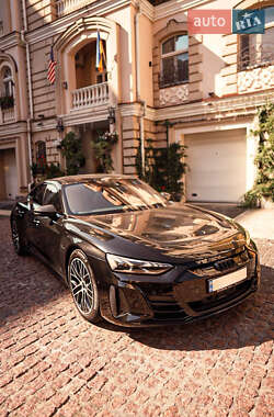 Купе Audi RS e-tron GT 2021 в Киеве