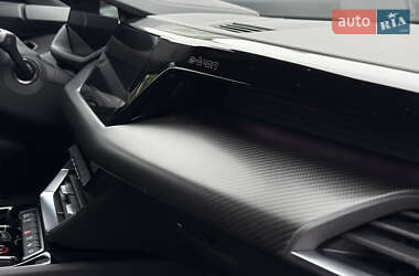 Купе Audi RS e-tron GT 2024 в 