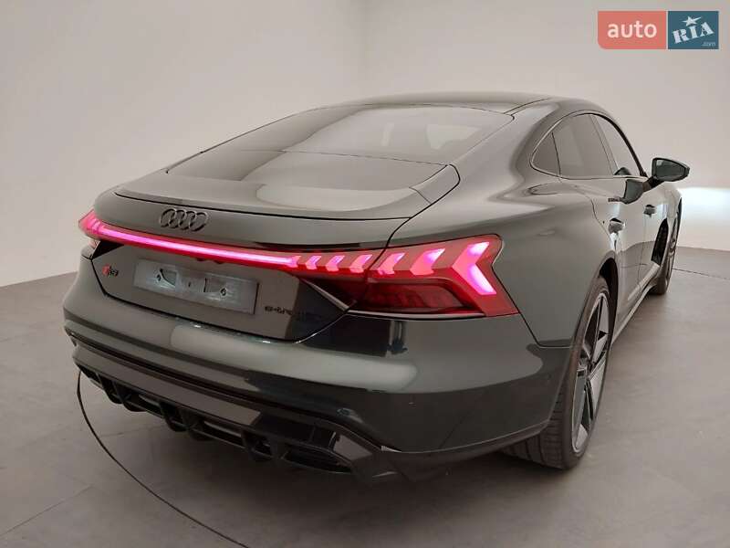 Купе Audi RS e-tron GT 2022 в Рівному