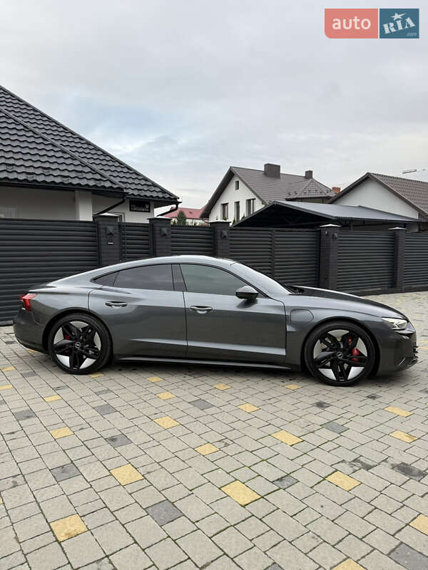 Купе Audi RS e-tron GT 2021 в Коломиї