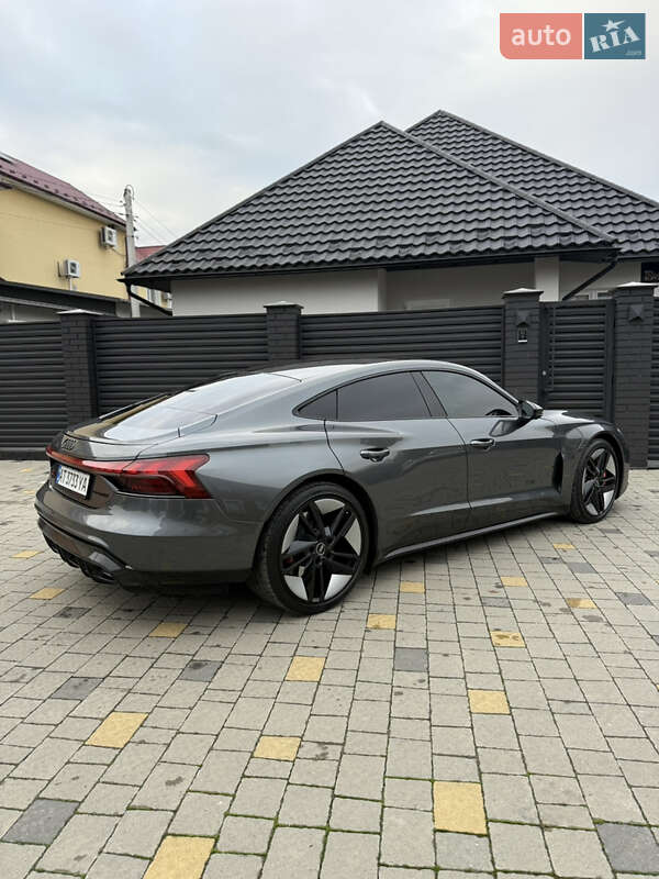 Купе Audi RS e-tron GT 2021 в Коломиї