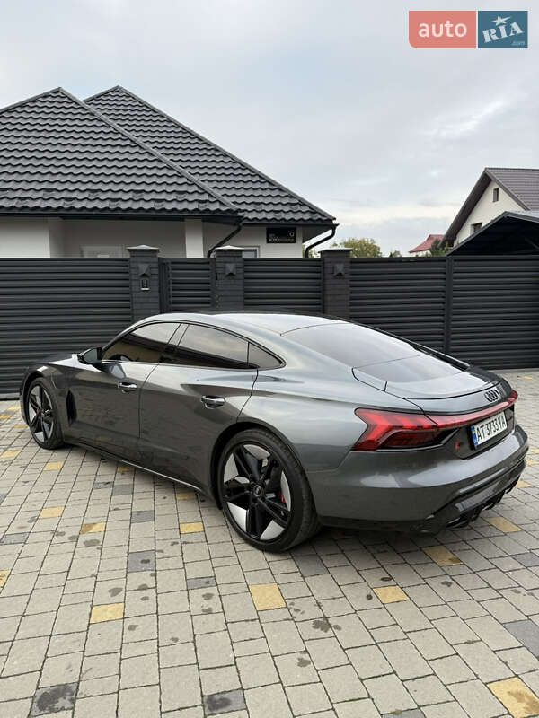 Купе Audi RS e-tron GT 2021 в Коломиї