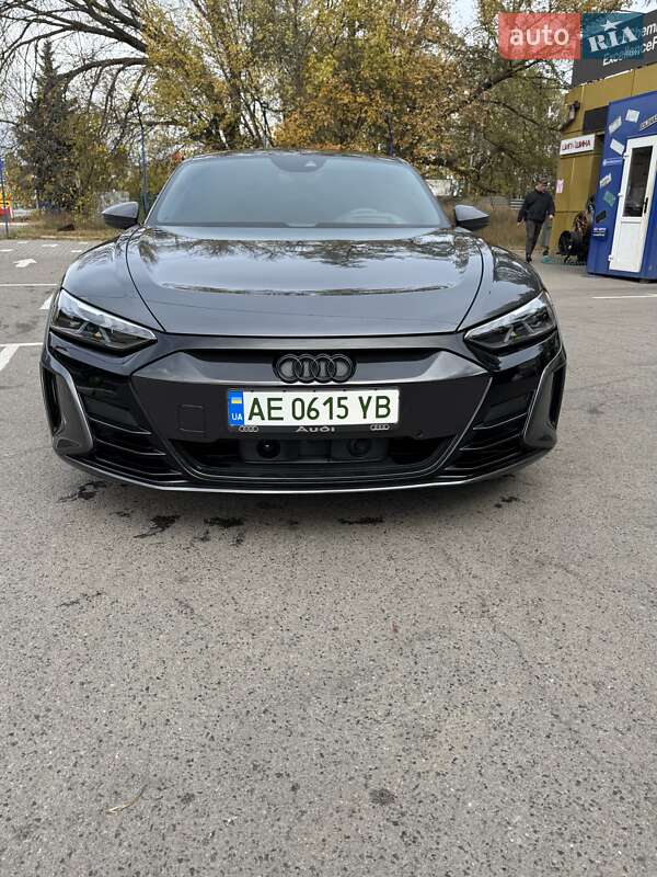 Купе Audi RS e-tron GT 2024 в Дніпрі