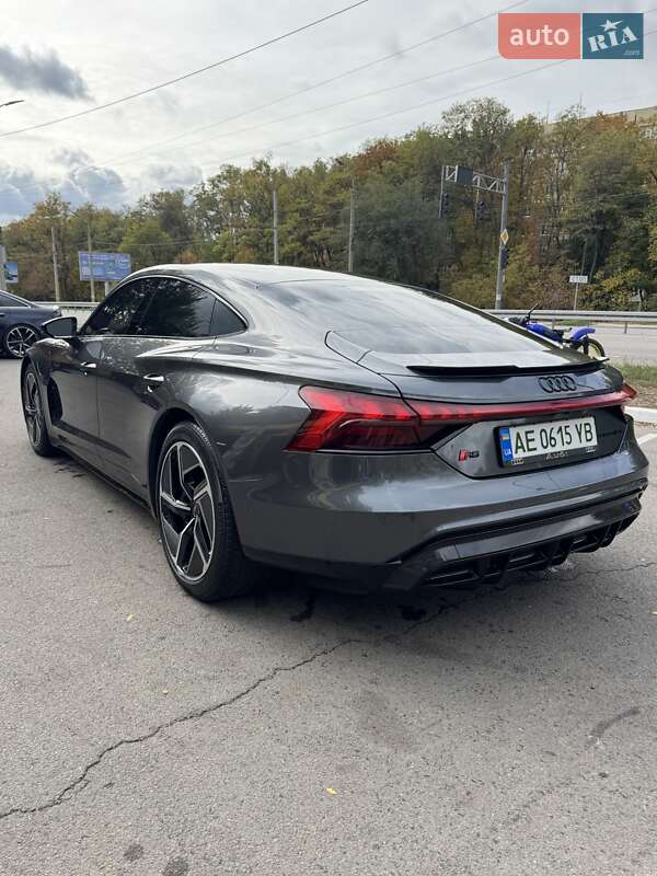 Купе Audi RS e-tron GT 2024 в Дніпрі