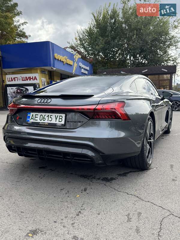 Купе Audi RS e-tron GT 2024 в Дніпрі