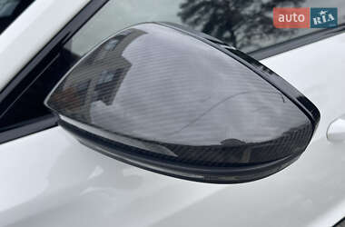 Купе Audi RS e-tron GT 2021 в 