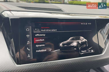 Купе Audi RS e-tron GT 2021 в 