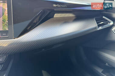 Купе Audi RS e-tron GT 2024 в 