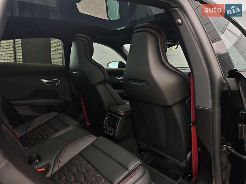 Купе Audi RS e-tron GT 2023 в Луцьку фото 61 Купе Audi RS e-tron GT 2023 в Луцьку