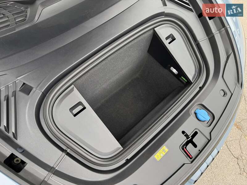 Купе Audi RS e-tron GT 2024 в Києві фото 43 Купе Audi RS e-tron GT 2024 в Києві