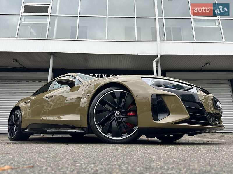 Купе Audi RS e-tron GT 2021 в Киеве фото 24 Купе Audi RS e-tron GT 2021 в Киеве