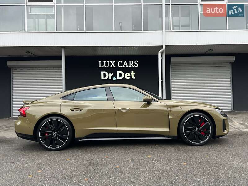 Купе Audi RS e-tron GT 2021 в Киеве фото 35 Купе Audi RS e-tron GT 2021 в Киеве