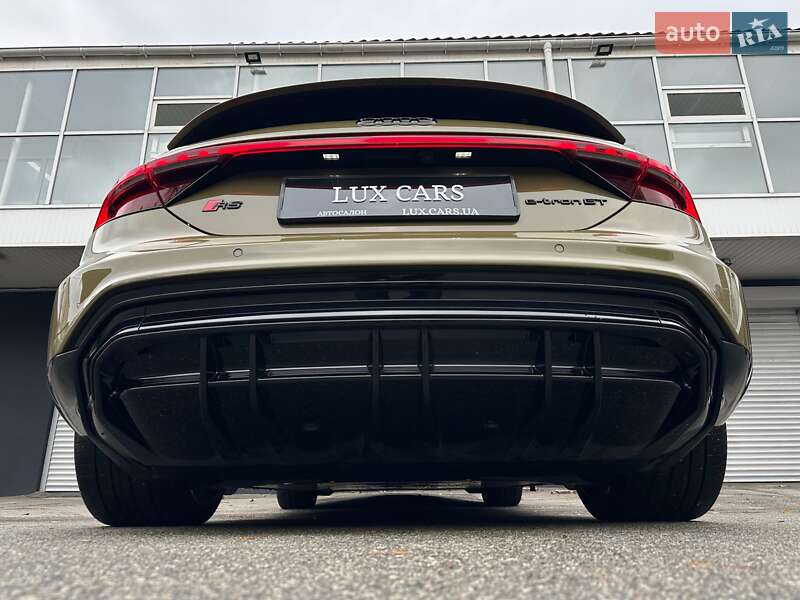 Купе Audi RS e-tron GT 2021 в Киеве фото 39 Купе Audi RS e-tron GT 2021 в Киеве