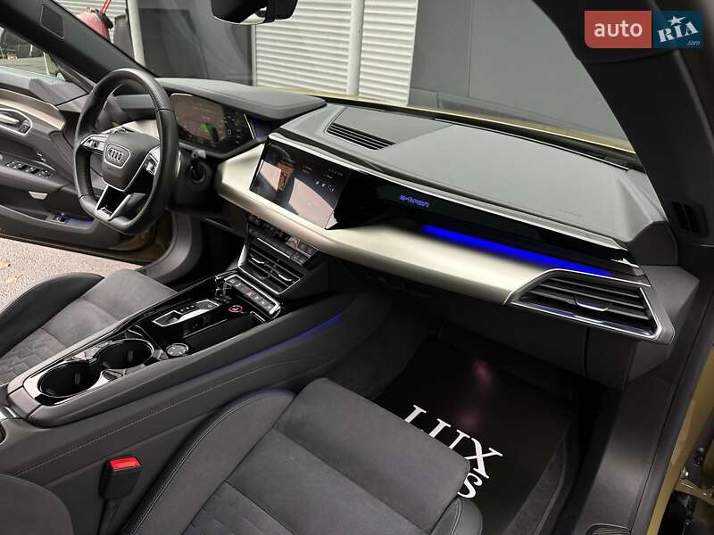 Купе Audi RS e-tron GT 2021 в Киеве фото 53 Купе Audi RS e-tron GT 2021 в Киеве