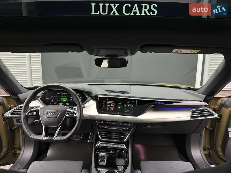 Купе Audi RS e-tron GT 2021 в Киеве фото 52 Купе Audi RS e-tron GT 2021 в Киеве