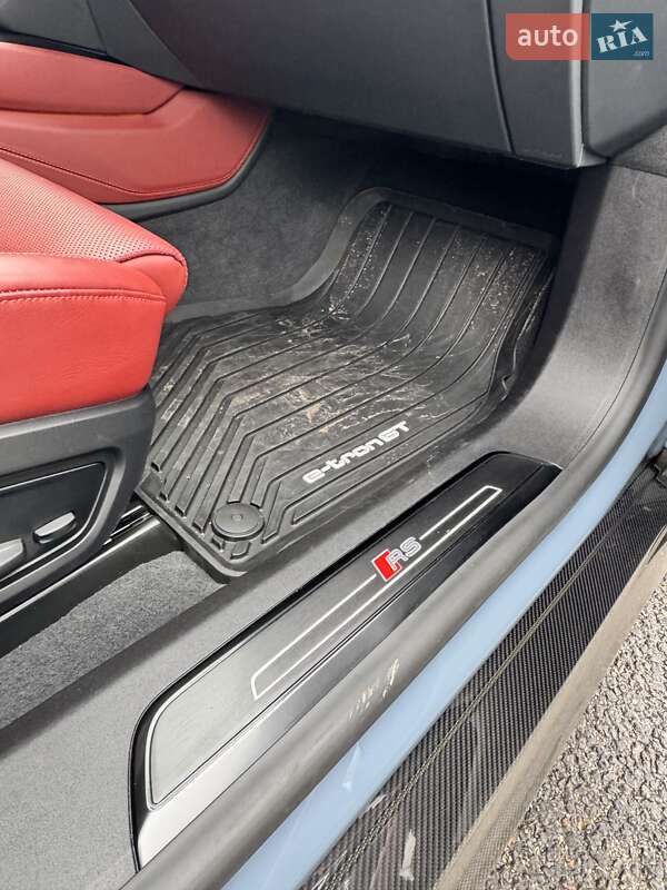 Купе Audi RS e-tron GT 2024 в Дніпрі