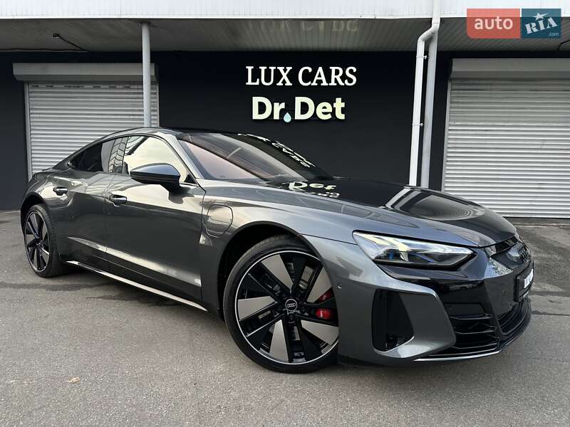 Купе Audi RS e-tron GT 2023 в Киеве